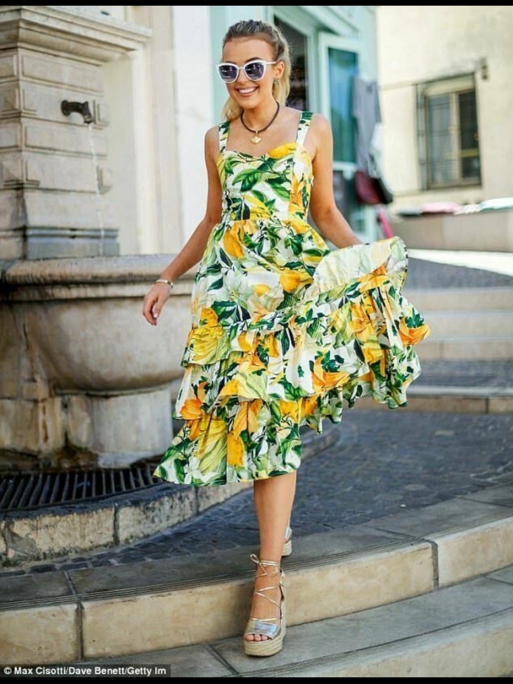 H&M poplin lemon print midi dress - Picture 9 of 10